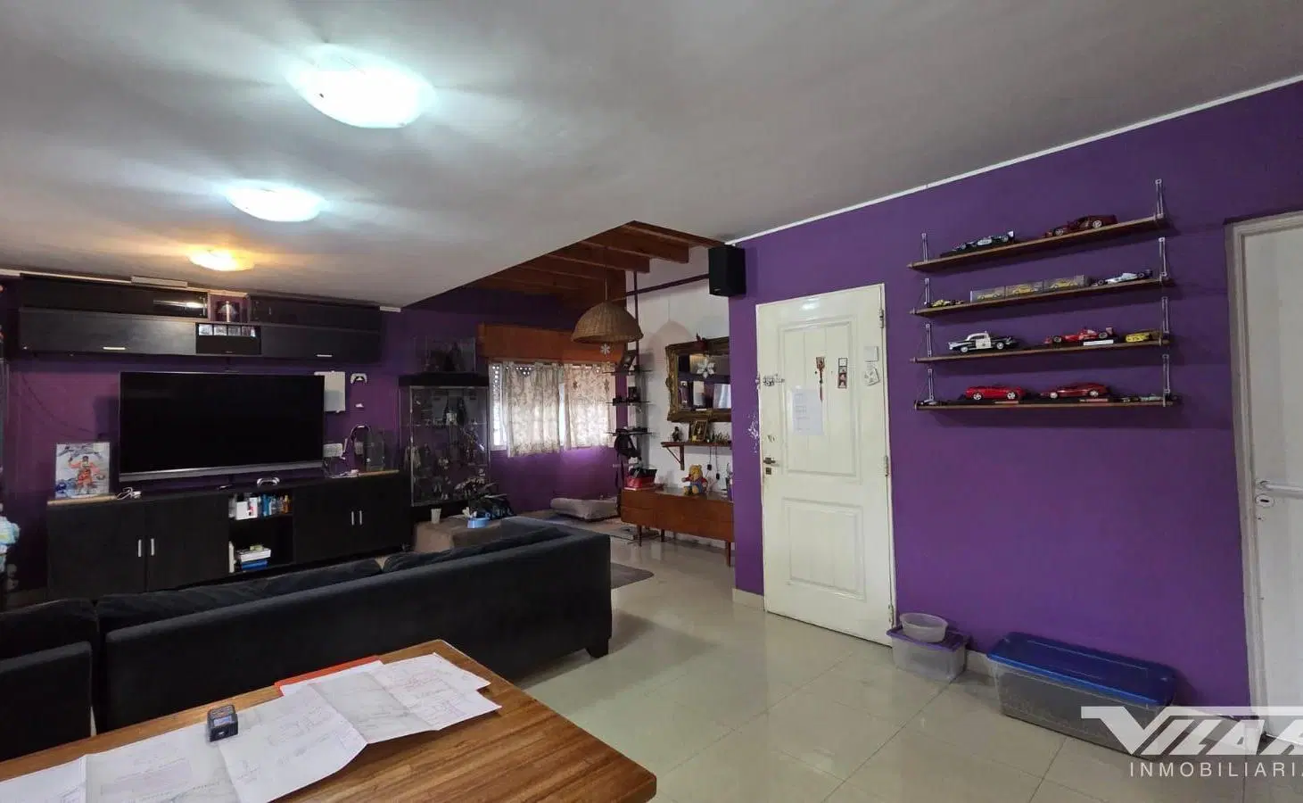 En Venta 2 PH. en block, 3 amb. PB y 3 amb PA. indep. cochera, patio.  V. Martelli 2