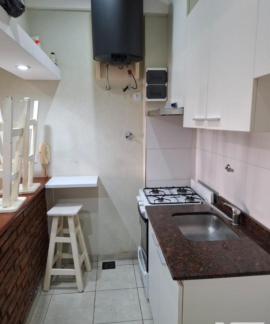 Foto de Depto en Alquiler 2 amb. PB fondo con patio y jardin. Florida - V. Lopez, imagen 4