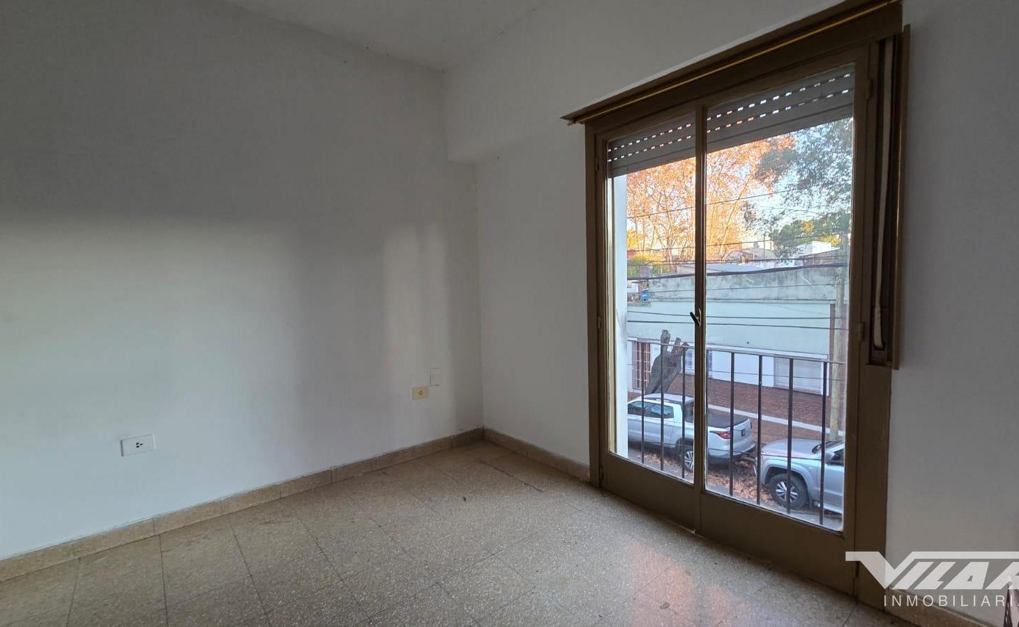 Foto de En venta, Vivienda 3 amb con patio y terraza con Galpón de 130m2, imagen 5