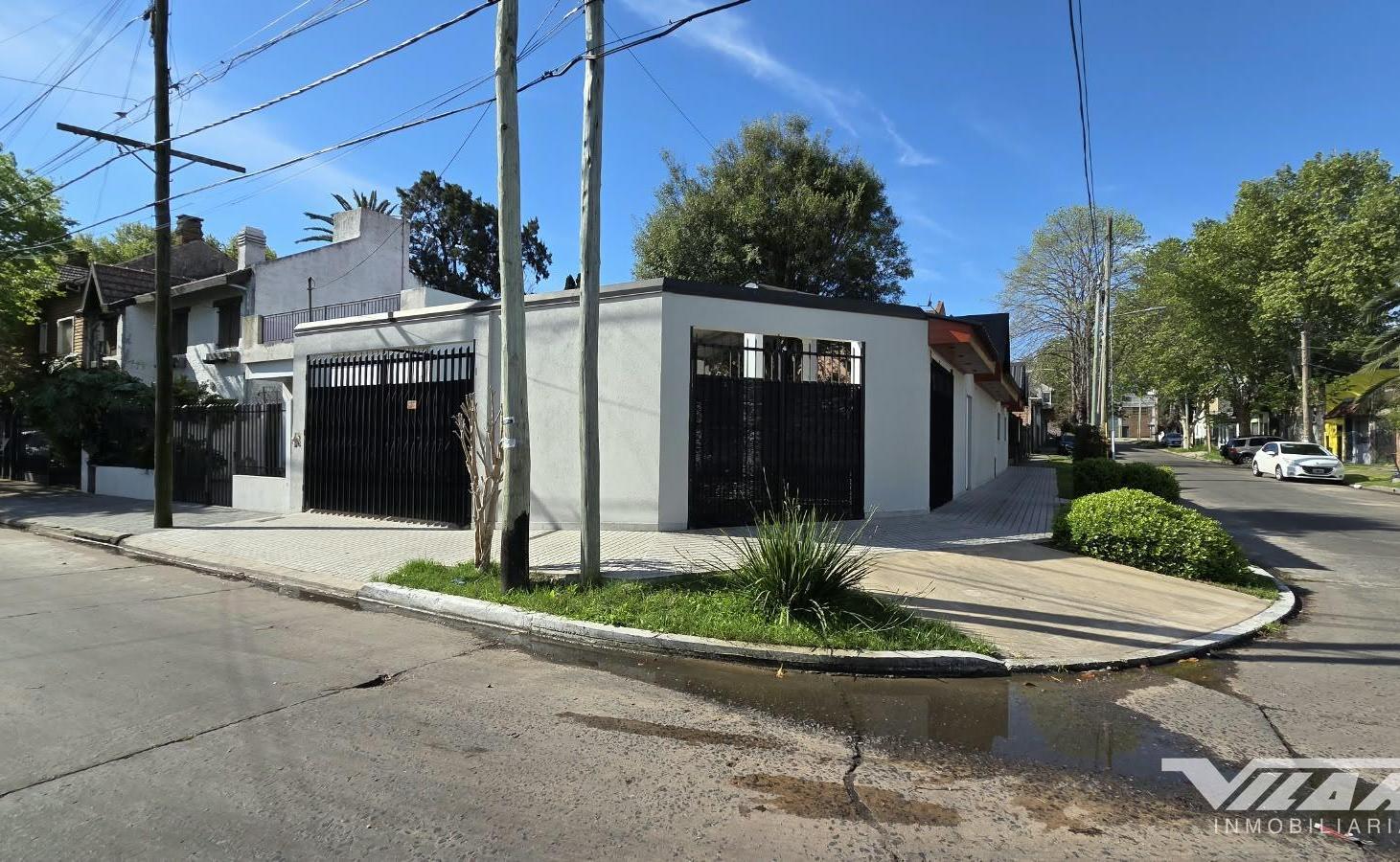 Foto de En Venta Casa 4 amb c/ cochera, jardin y galeria. REFACCIONADA. -V, imagen 1