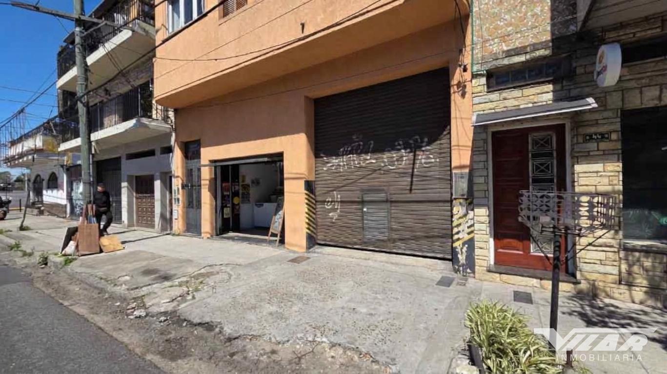 Foto de En Venta Galpon en PH 415m2 cub. a mts de CABA y G. Paz, I1 - Villa, imagen 2