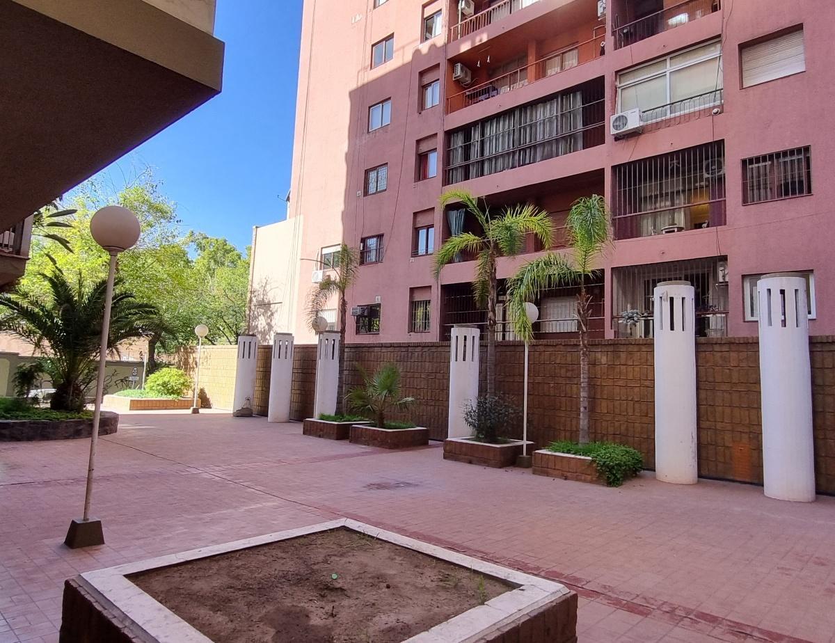 Departamento en Venta: Calle Rivadavia Al 500, Microcentro, Mendoza. 4