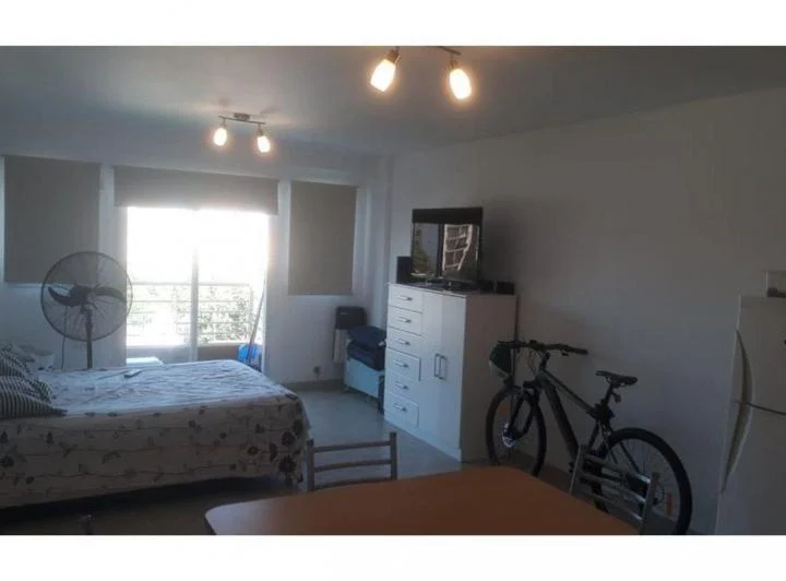 ALQUILER DEPARTAMENTO MONO AMBIENTE. MORON. 4