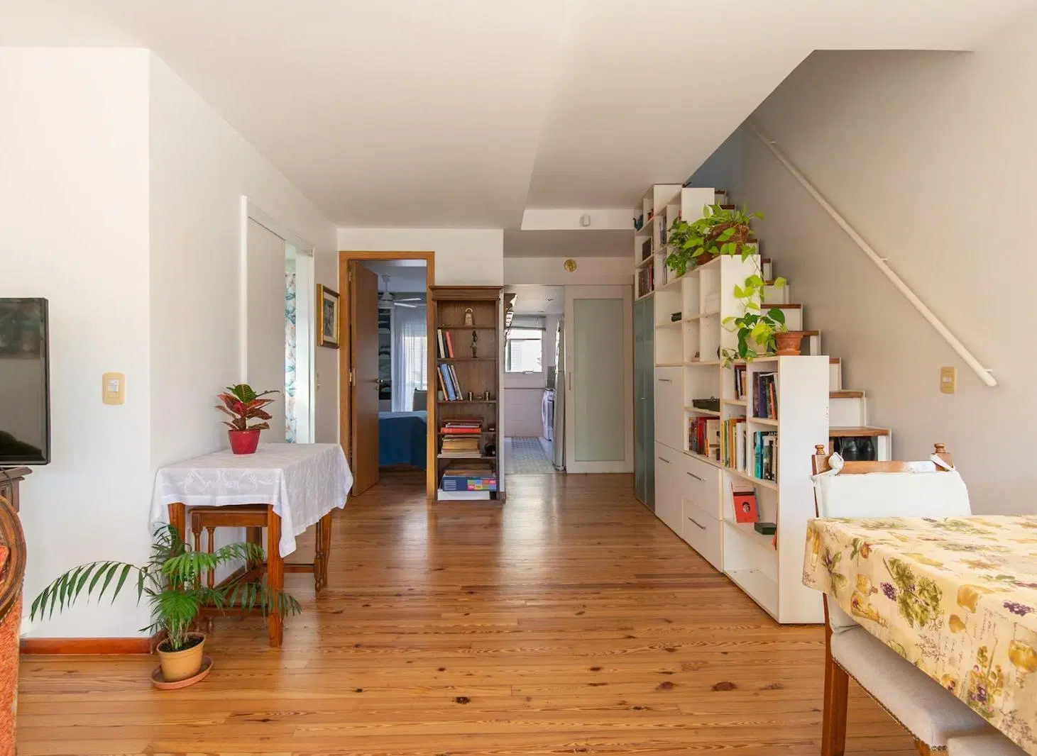 VENTA PH ESTILO DÚPLEX 4 AMBIENTES CON COCHERA EN SAN ISIDRO. 3