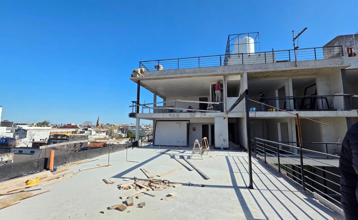 Foto de Terrazas del Alto-San Isidro-3 Amb amplio, luminoso c/balcón terraza, imagen 2