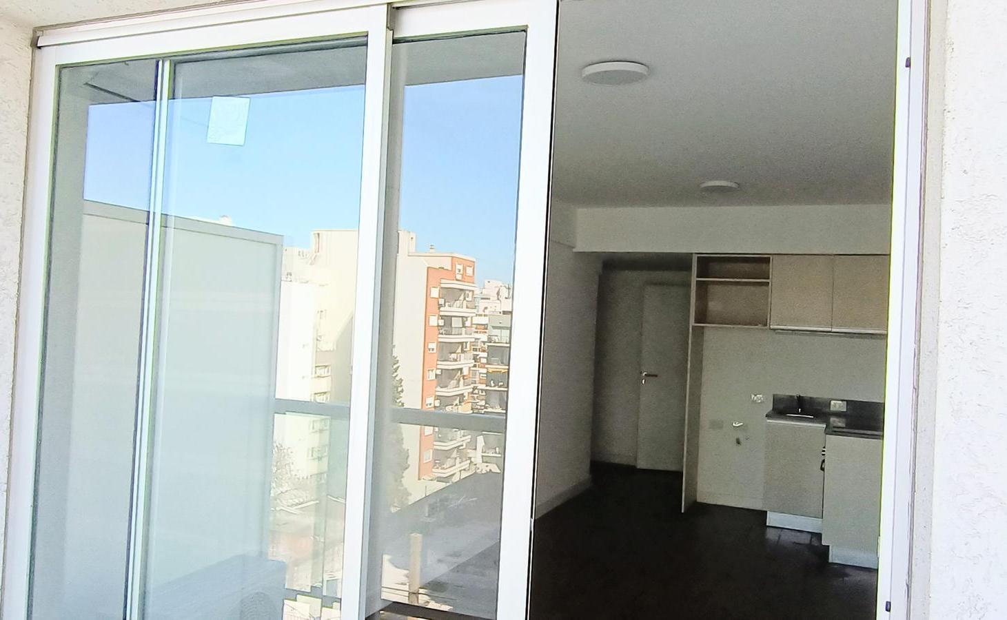 Foto de MONOAMBIENTE VILLA URQUIZA A DOS CUADRAS DE AV TRIUNVIRATO, imagen 1