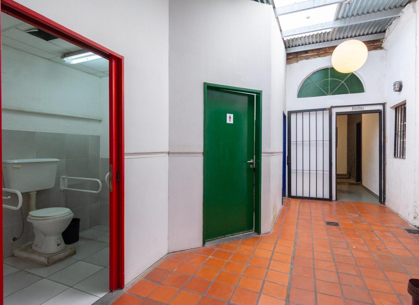 Foto de ALQUILER LOCAL COMERCIAL EN CHACARITA., imagen 5