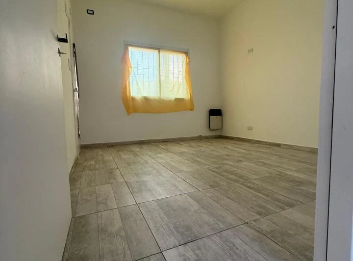 Ph al Frente 2 ambientes USO COMERCIAL O PROFESIONAL  5