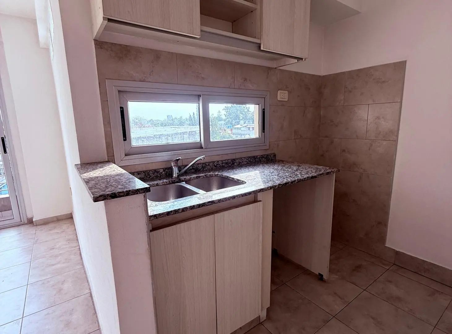 Departamento de 35 m² con 1 dormitorio en alquiler en Morón 3
