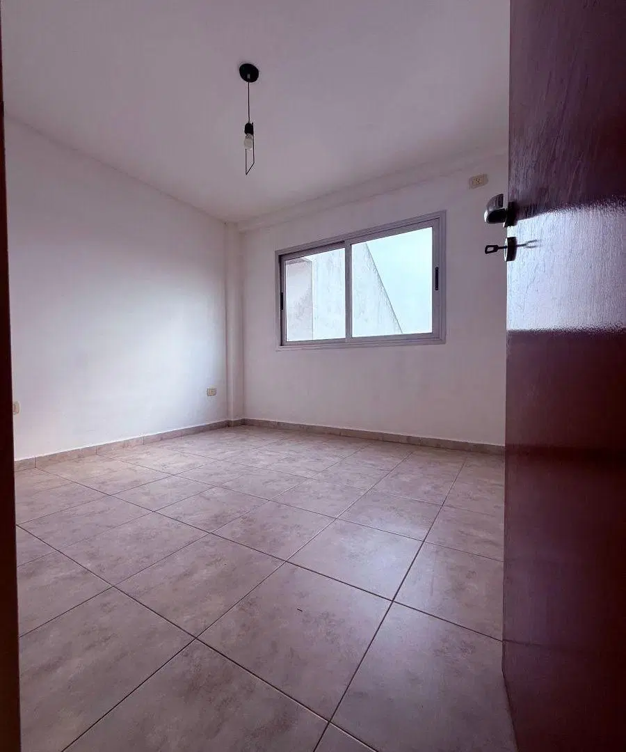 Departamento de dos ambientes en alquiler en moron 5