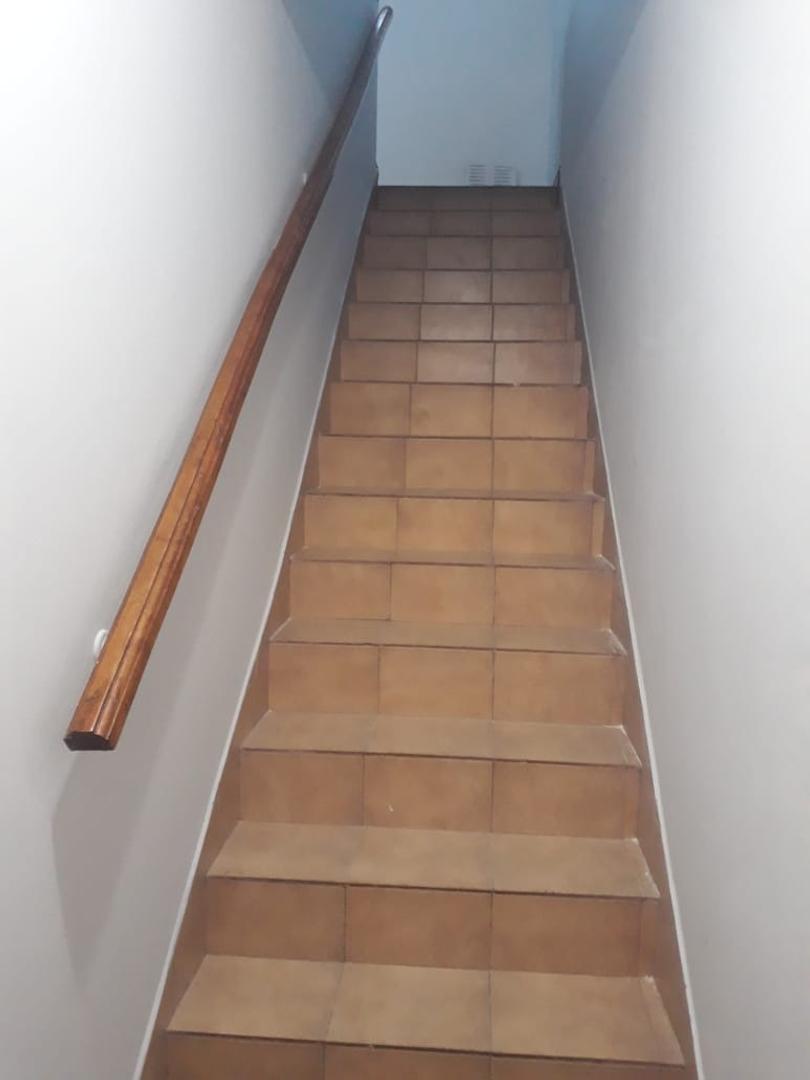 Foto de Venta PH PRIMER PISO A LA CALLE- LANUS OESTE, imagen 4