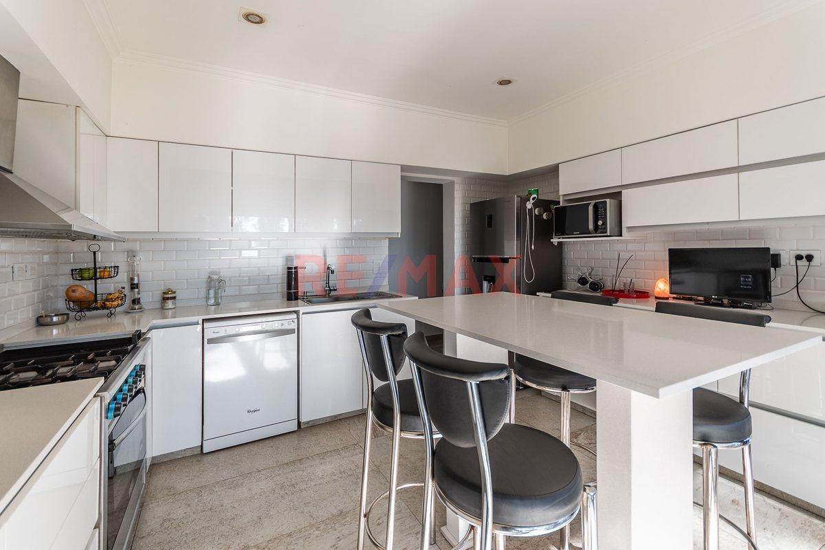 Venta Casa Golondrinas 5 Ambientes 2