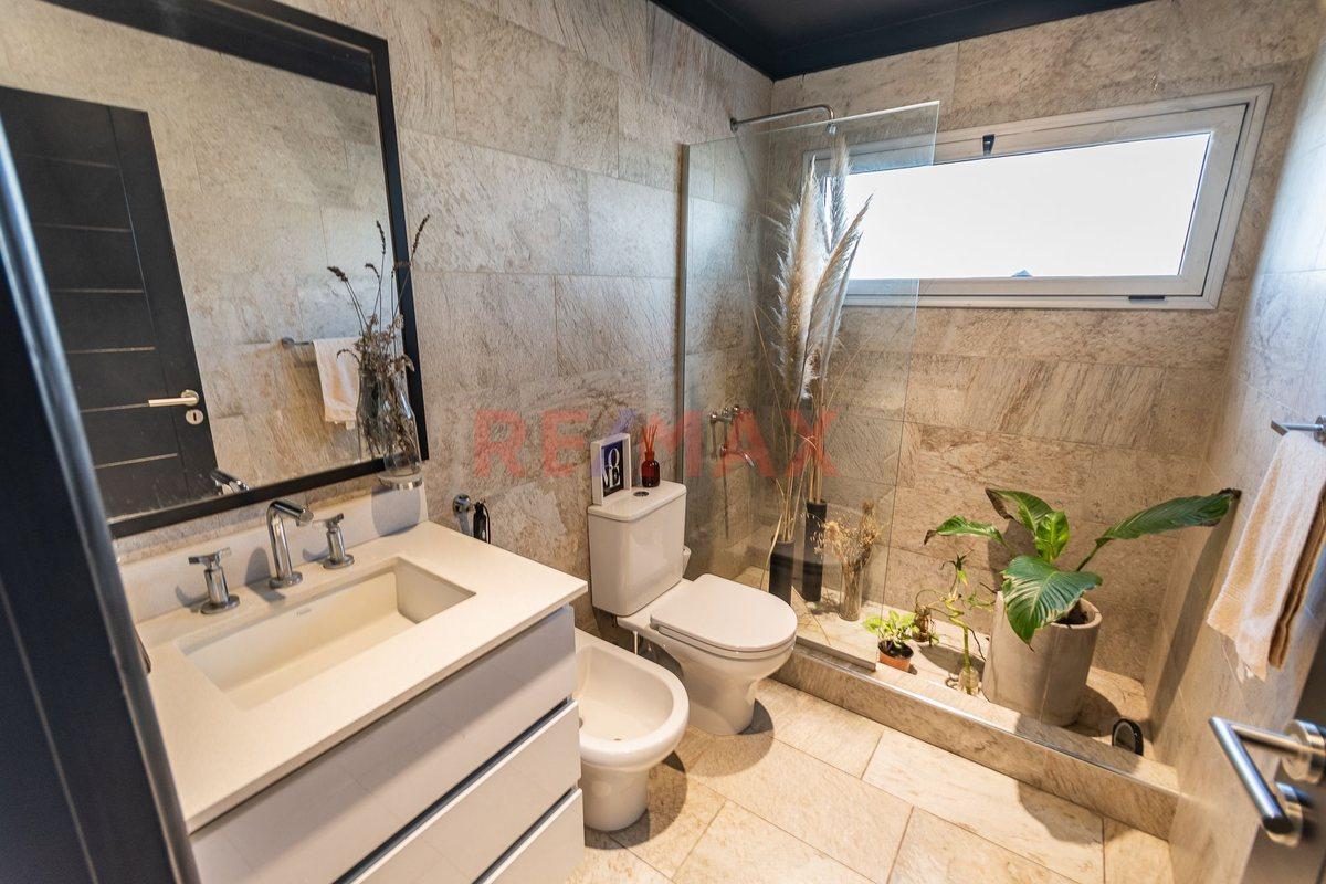 Venta Casa Golondrinas 5 Ambientes 5