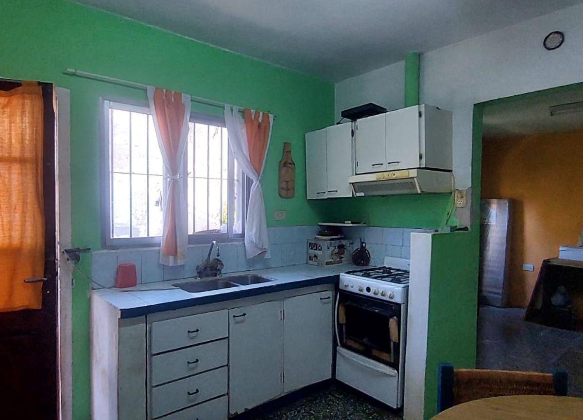 Venta Casa 5 Ambientes Quilmes Zona Trinidad 2