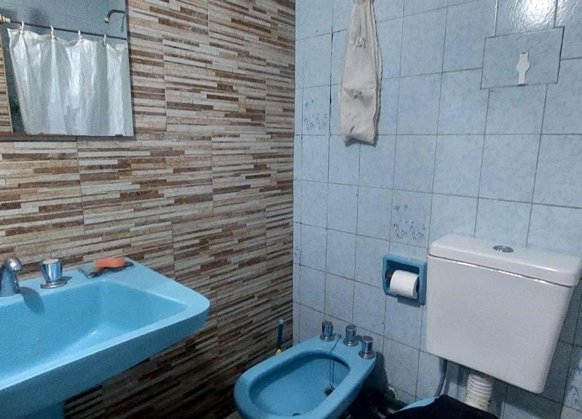 Venta Casa 5 Ambientes Quilmes Zona Trinidad 3