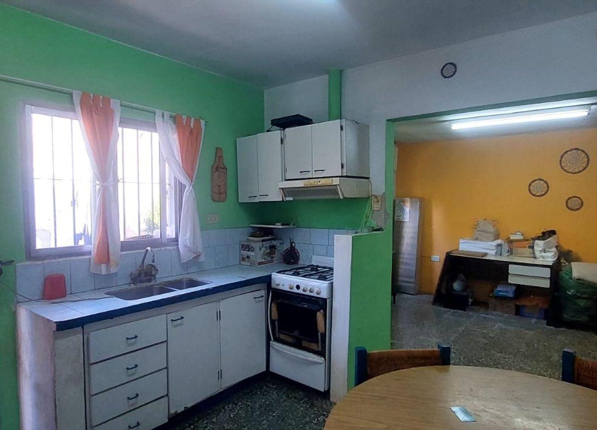 Venta Casa 5 Ambientes Quilmes Zona Trinidad 4