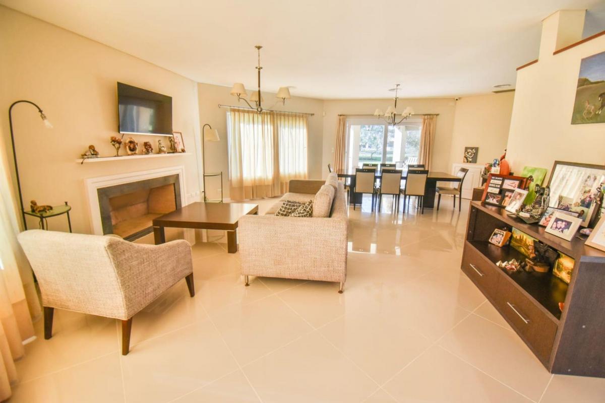 Venta Casa Greenville 7 Ambientes, Lote de 1000 m² 2