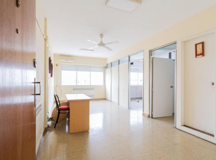 VENTA CONSULTORIOS AVELLANEDA 4