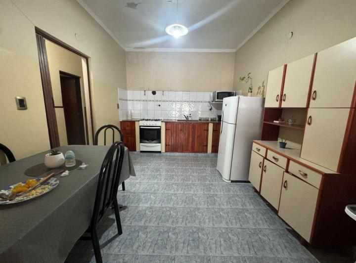 VENTA CASA FLORENCIO VARELA 3