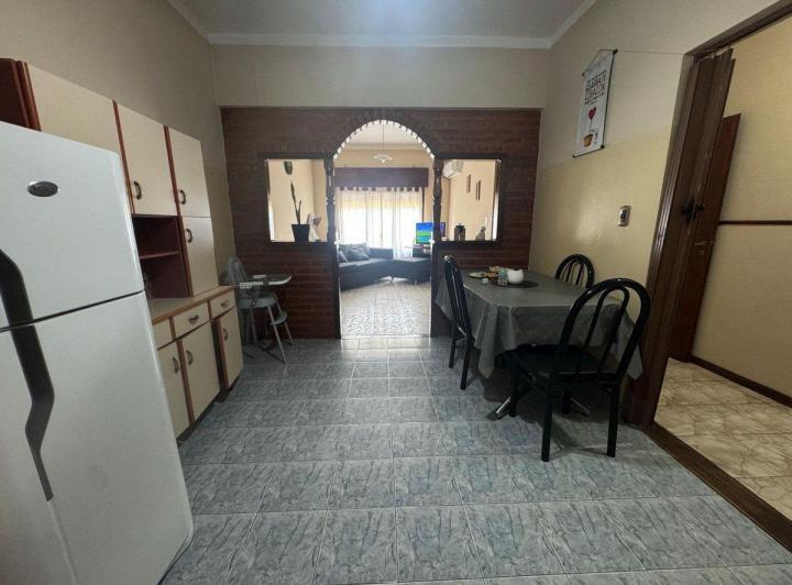 VENTA CASA FLORENCIO VARELA 1