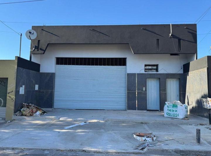 VENTA LOCAL COMERCIAL FLORENCIO VARELA 3