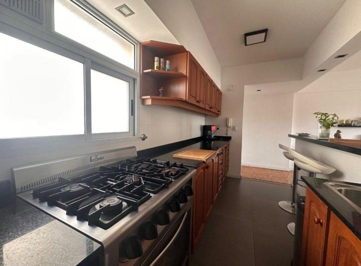 Venta Depto 4 ambientes en centro de quilmes 2