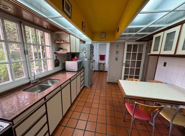 VENTA CASA -FLORENCIO VARELA- 5 AMBIENTES 4