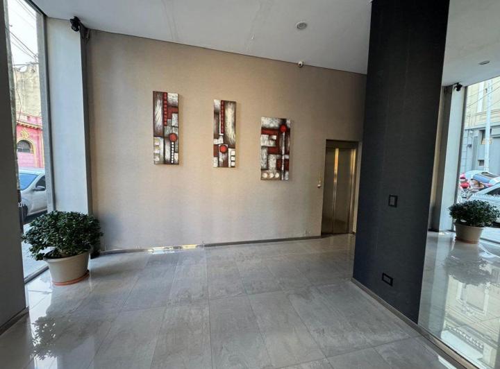 VENTA DEPTO 2 AMB EN AVELLANEDA CENTRO 1