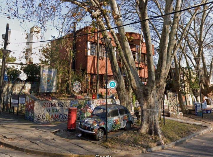 ALQUILER CASA EMBLEMATICA QUILMES 4