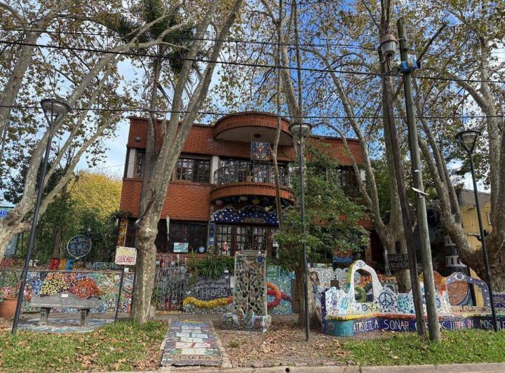 ALQUILER CASA EMBLEMATICA QUILMES 3
