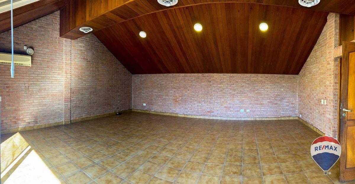 Casa en Venta en Belgrano R 4