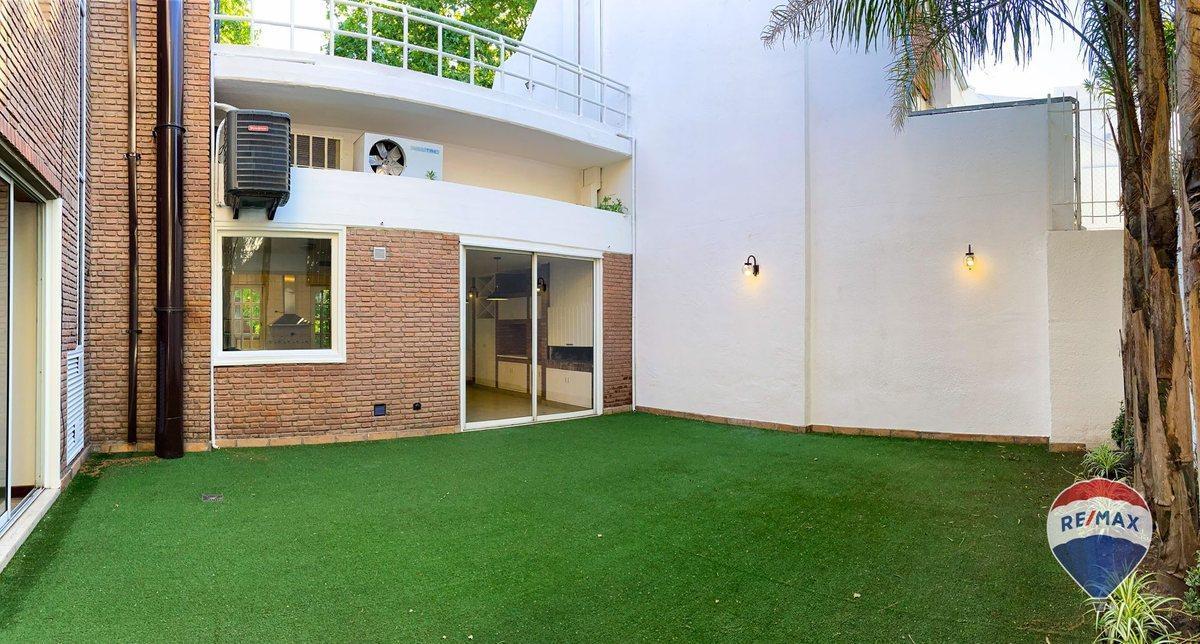 Casa en Venta en Belgrano R 1