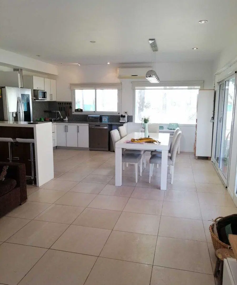 CASA 4 AMBIENTES ALQUILER RESIDENCIAL EN CANNING 3