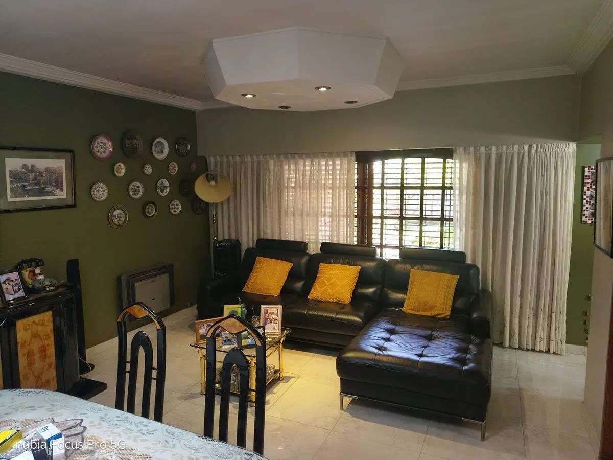 CASA EN VENTA 5 AMBIENTES VILLA LUGANO 4