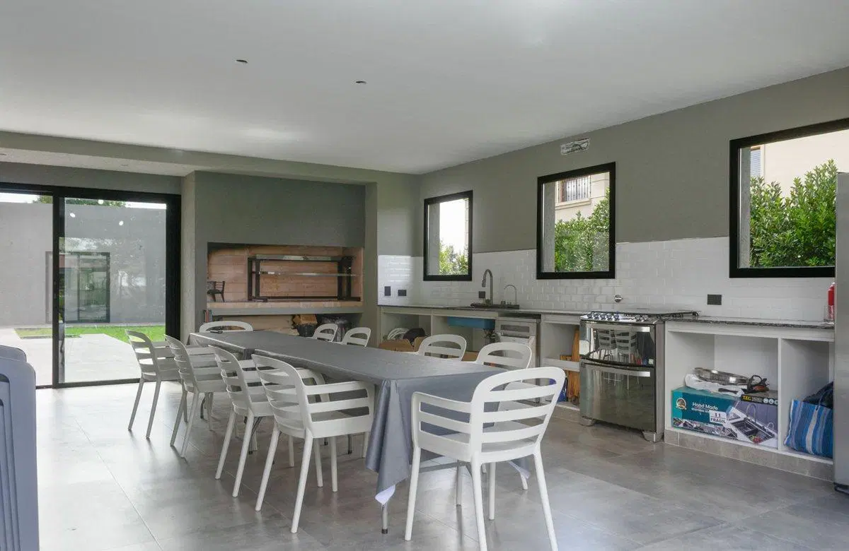 CASA EN VENTA 5 AMBIENTES EN FINCAS DEL ALBA 5
