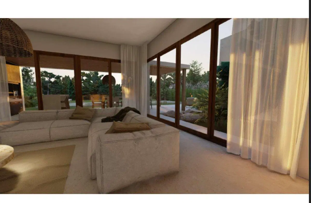 CASA EN VENTA A EXTRENAR CON PILETA 4