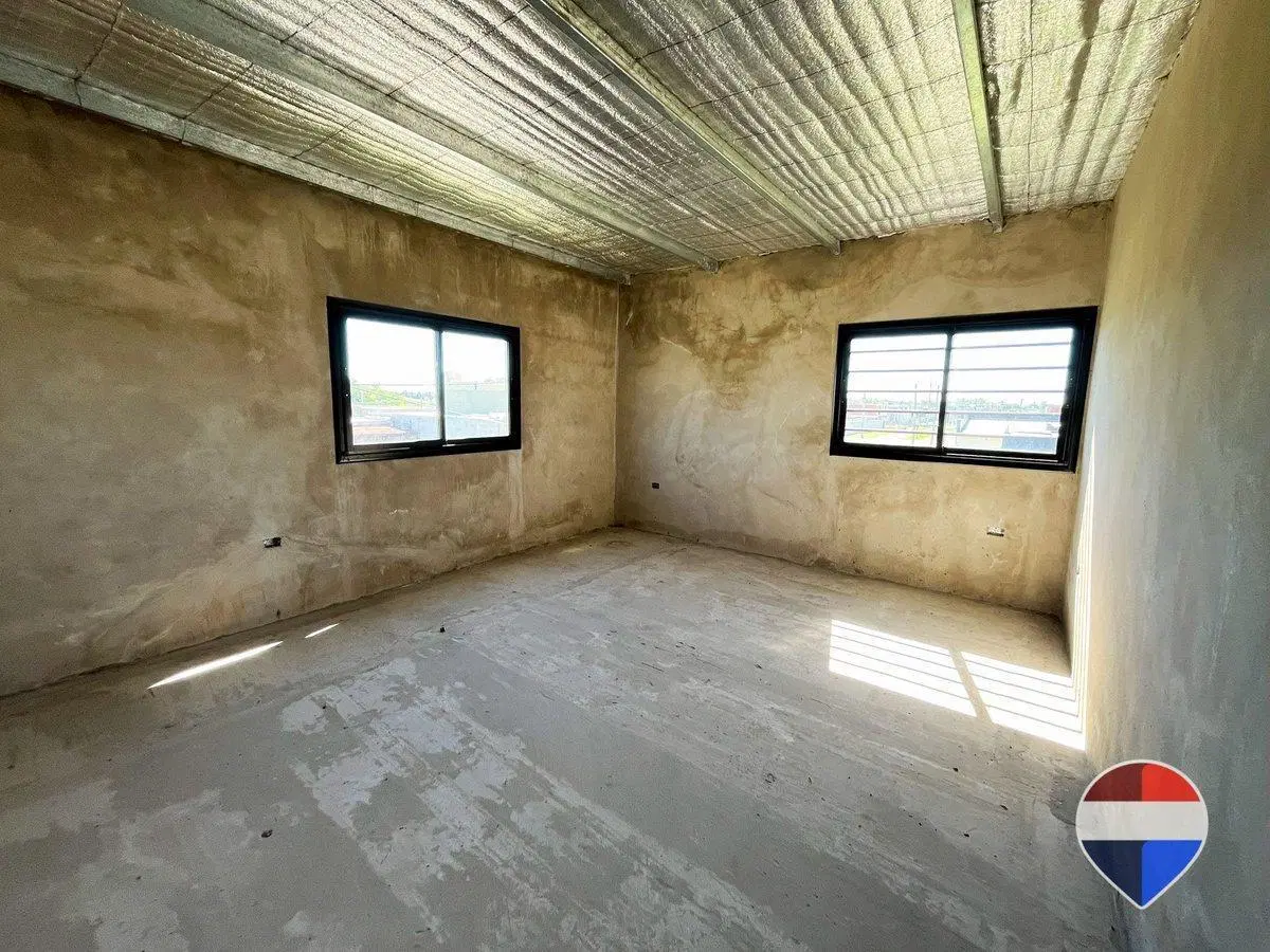 CASA 4 AMBIENTES EN VENTA EN ALEJANDRO PETION 2