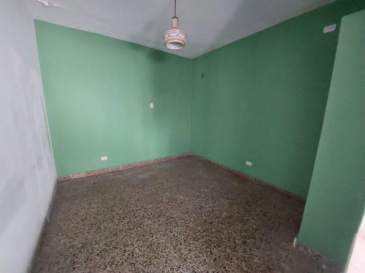CASA + DEPTO EN VENTA EN LANUS OESTE CON JARDIN 4