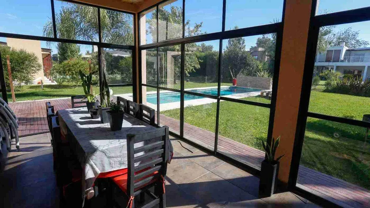 CASA 5 AMBIENTES EN VENTA EN SAN ELISEO GOLF 4