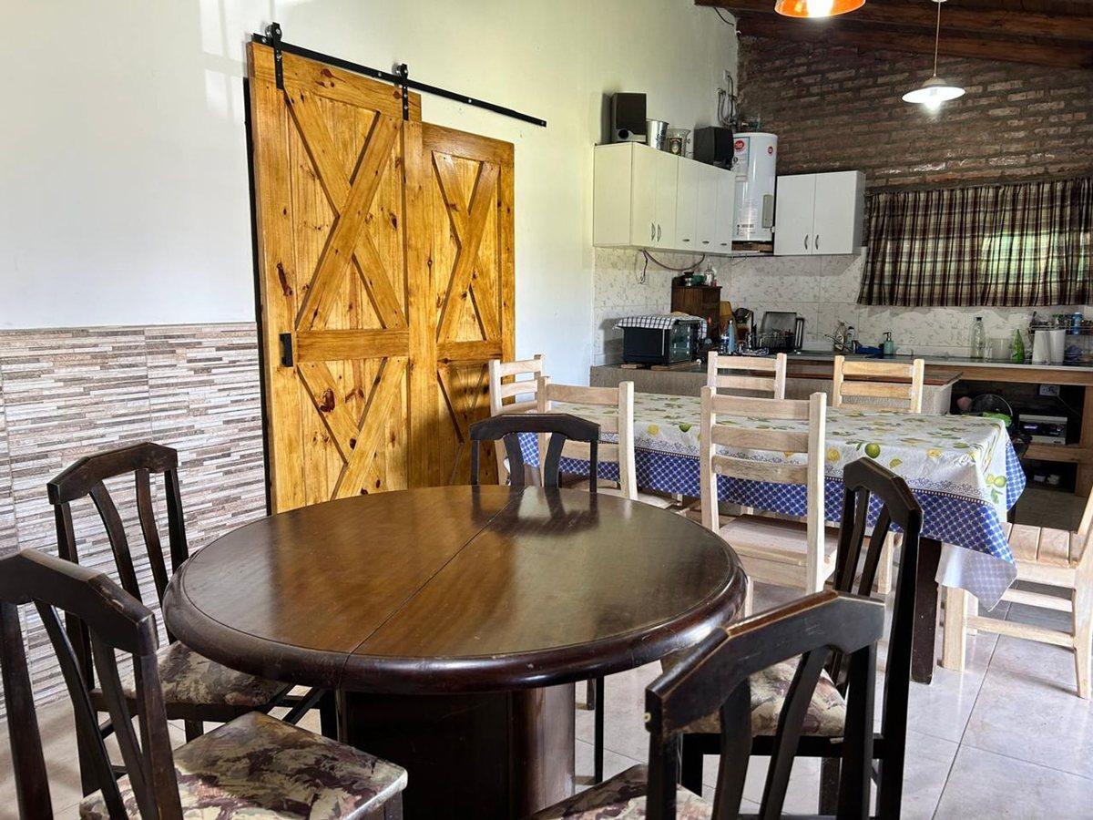 CASA 4 AMBIENTES EN VENTA EN SAN VICENTE PILETA