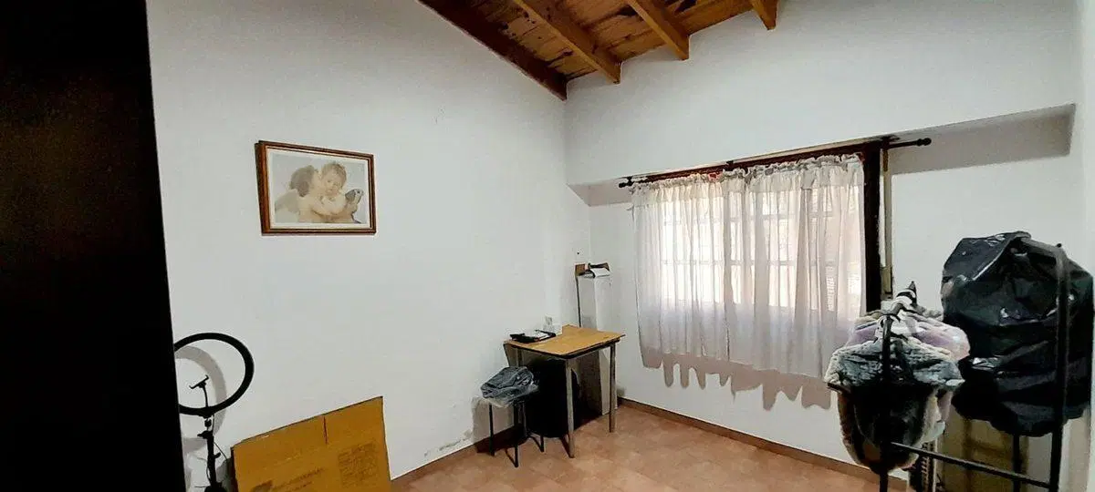 CASA 4 AMBIENTES EN VENTA EN LONGCHAMPS 3