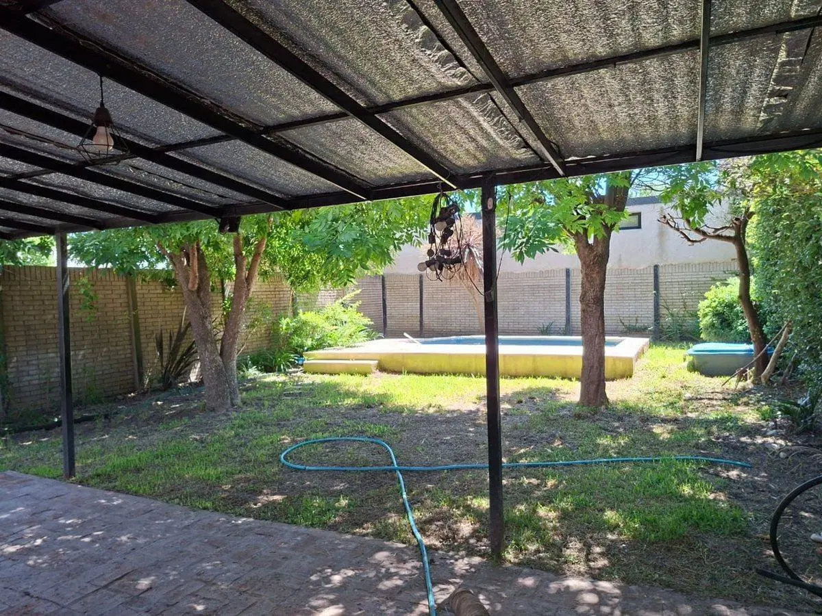 CASA 5 AMBIENTES EN VENTA EN GLEW 5