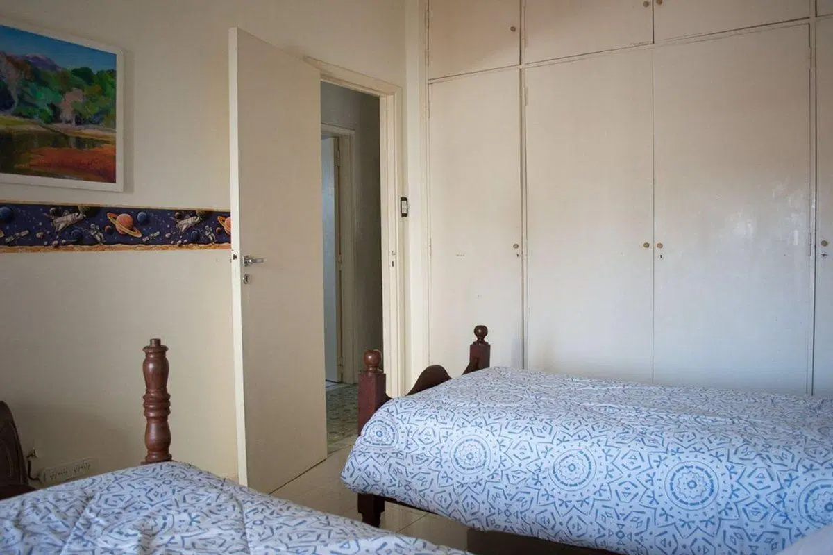 CASA 5 DORMITORIOS EN CENTRO DE CAÑUELAS 4