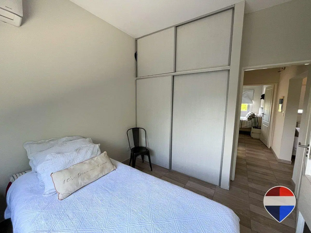 CASA EN VENTA 5 AMBENTES EN CANNING 5