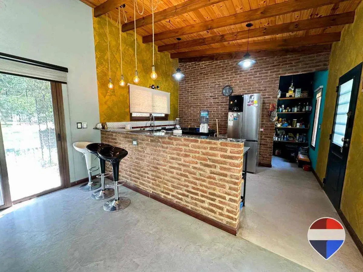 CASA EN VENTA 4 AMBIENTES EN ALEJANDRO KORN 3