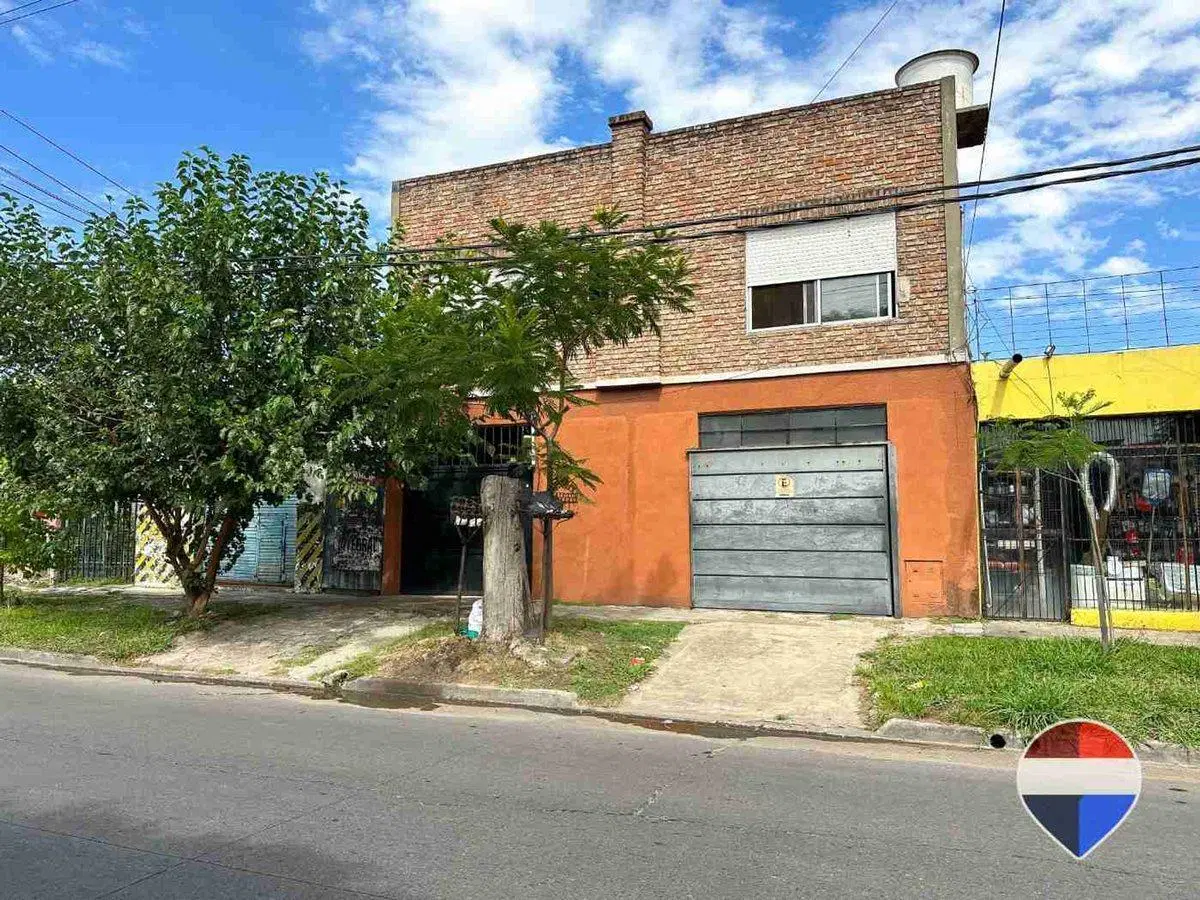 CASA Y DEPARTAMENTOS  EN VENTA JOSÉ MÁRMOL RENTA 5