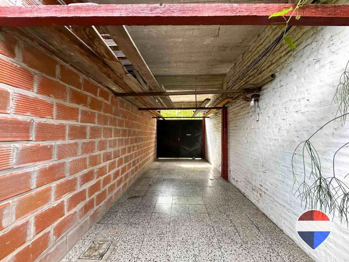 CASA Y DEPARTAMENTOS  EN VENTA JOSÉ MÁRMOL RENTA 3