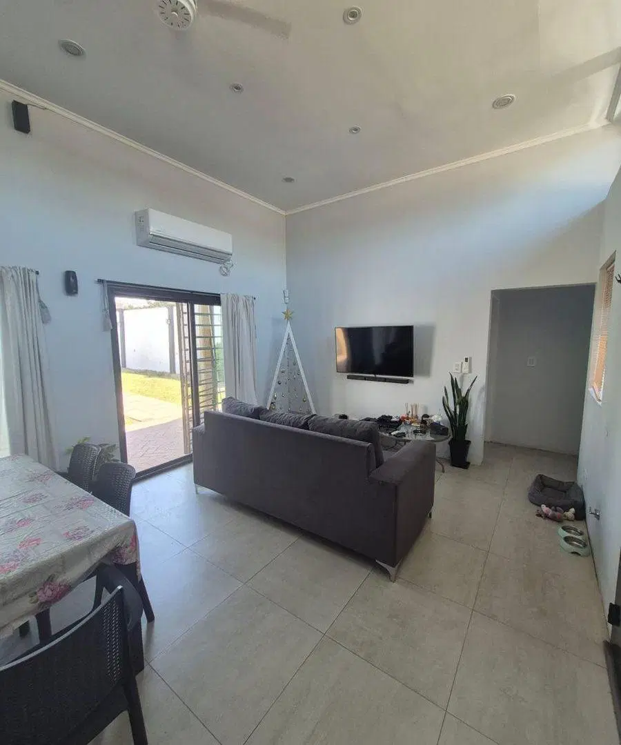 CASA DE 3 AMBIENTES EN ALQUILER EN VIRREY DEL PINO 2