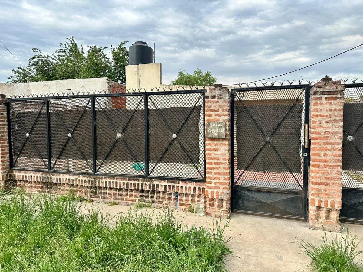 CASA 4 AMBIENTES EN VENTA EN EZEIZA SPEGAZZINI 2