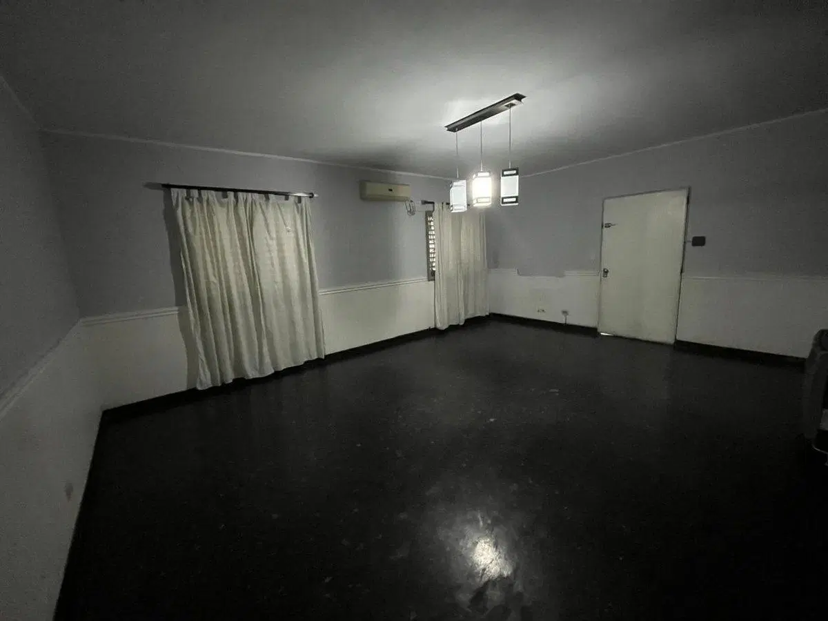 PH PB 4 AMBIENTES VENTA BERAZATEGUI CON PATIO 2